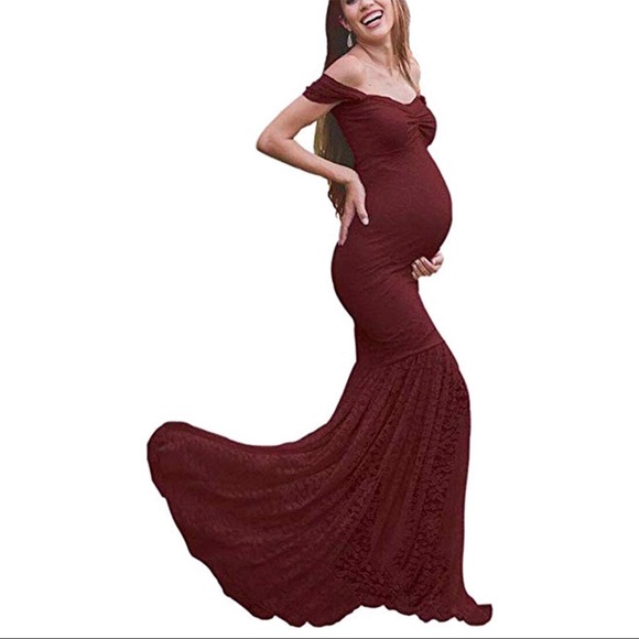 Dresses & Skirts - Maroon Maternity Dress